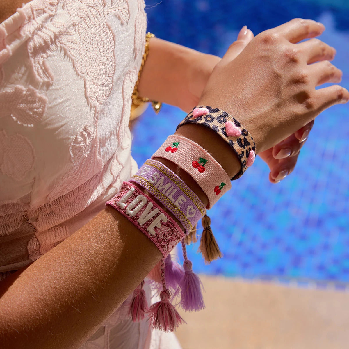 b13332e6-6925-4e2e-8d37-7f3739715172