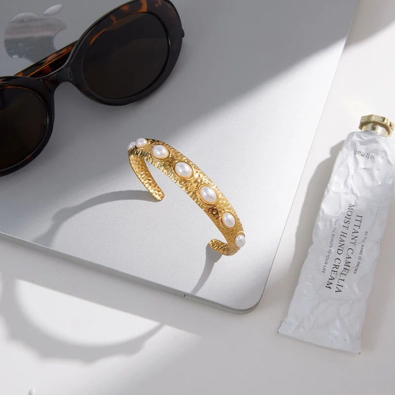 4267cd65-a18d-445d-bc06-ecbe85204758