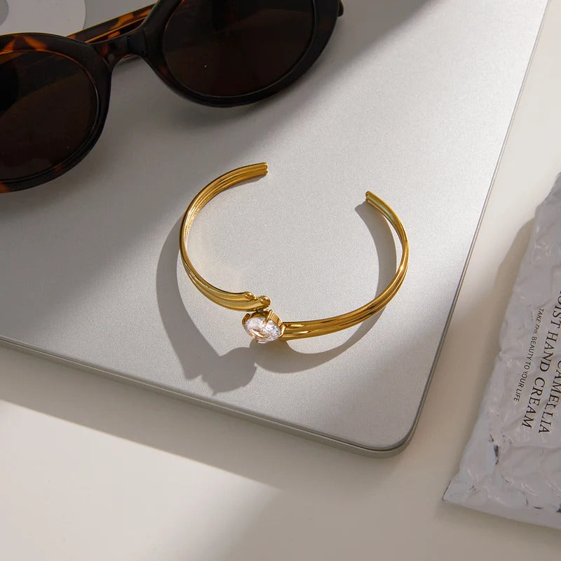 216dfcf8-3685-4ed1-921a-e891f65f58df