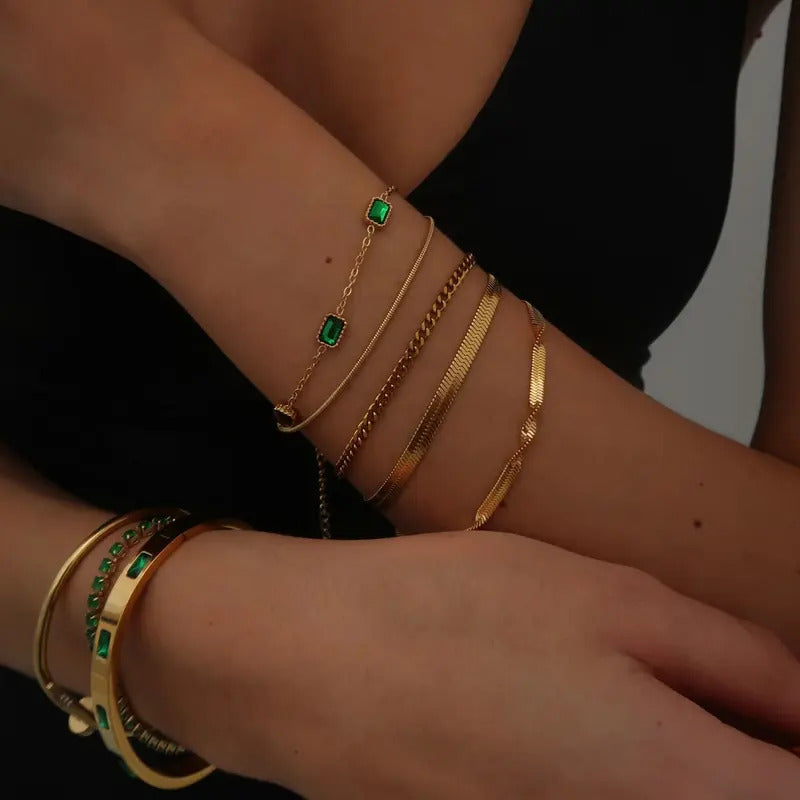 f98a7433-18e9-4116-b1cd-733407258d2d